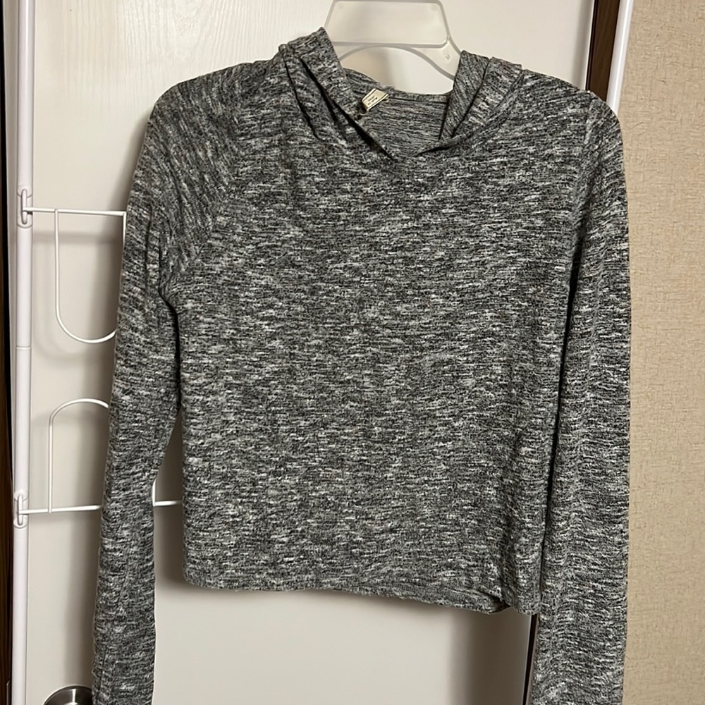 Hooded shirt